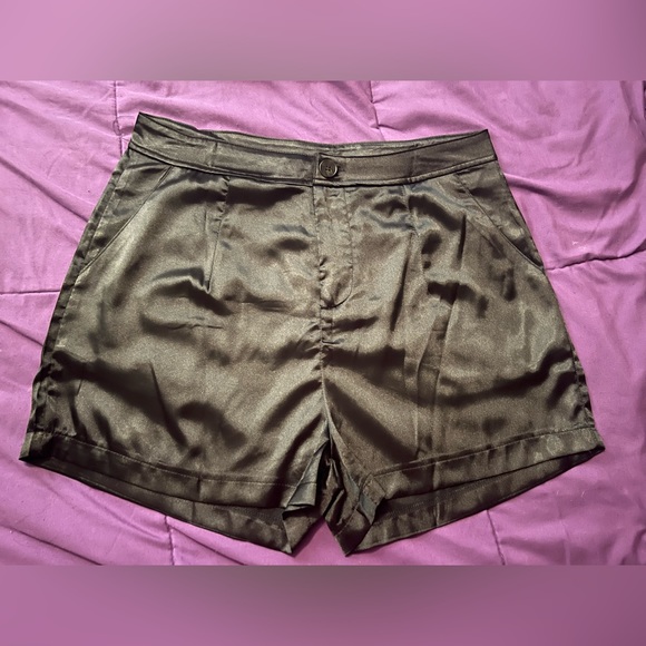 NWOT Black Dressy Shorts - Picture 1 of 5